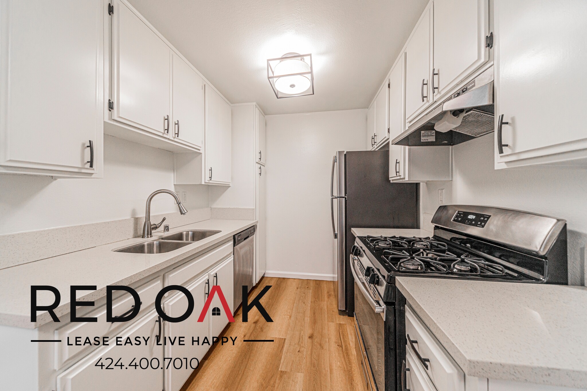 Building Photo - 11817 Victory Blvd