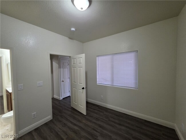 Building Photo - 8240 Aurora Peak Ave