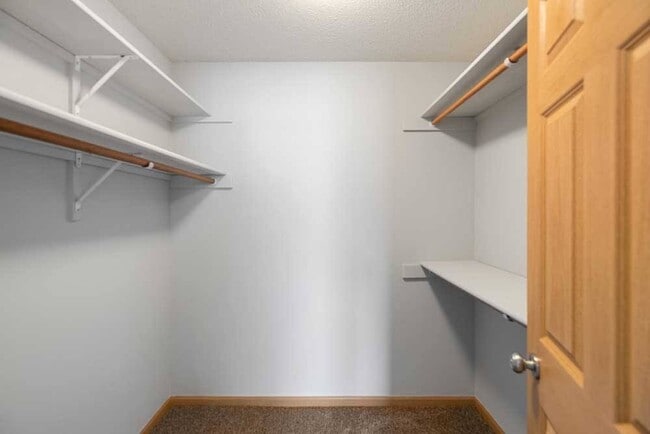 Floorplan - Pinebrook Apartments