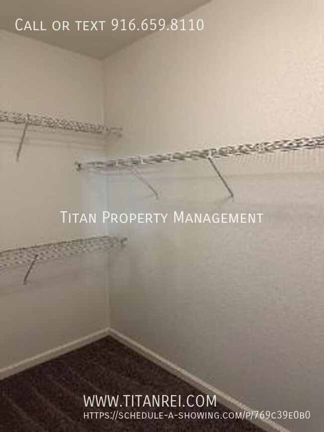 Building Photo - Folsom 2 bed 2 bath Condo - Managed by Tit...