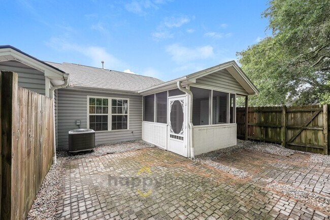 Building Photo - 2 Bedroom, 2 Bathroom Home in the Meridian on James Island