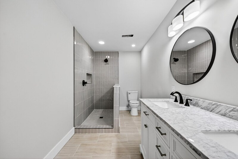 Building Photo - 2943 Cathedral Ln