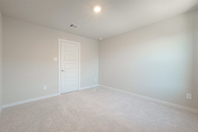 Building Photo - 3330 Polk Crk Dr