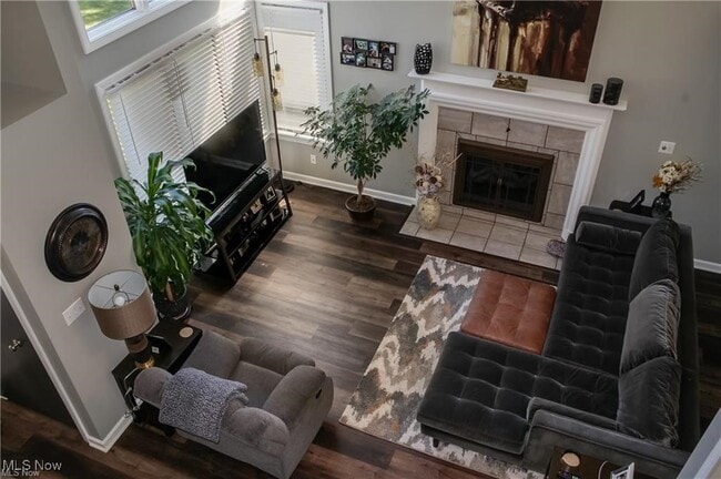 Building Photo - 822 Shadowood Ln SE