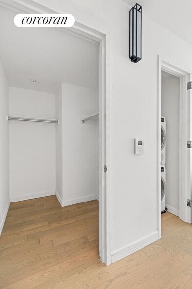 Building Photo - 505 W 43rd St