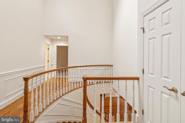 Building Photo - 2527 Hunter Mill Rd