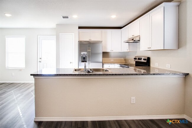 Building Photo - 1915 Chiffchaff