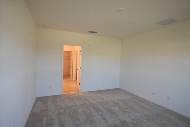 Building Photo - 173 Luxmore Rd