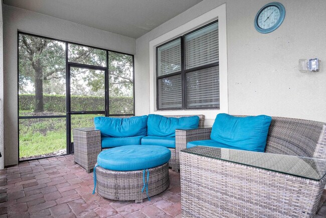 Building Photo - 1400 Moon Valley Dr