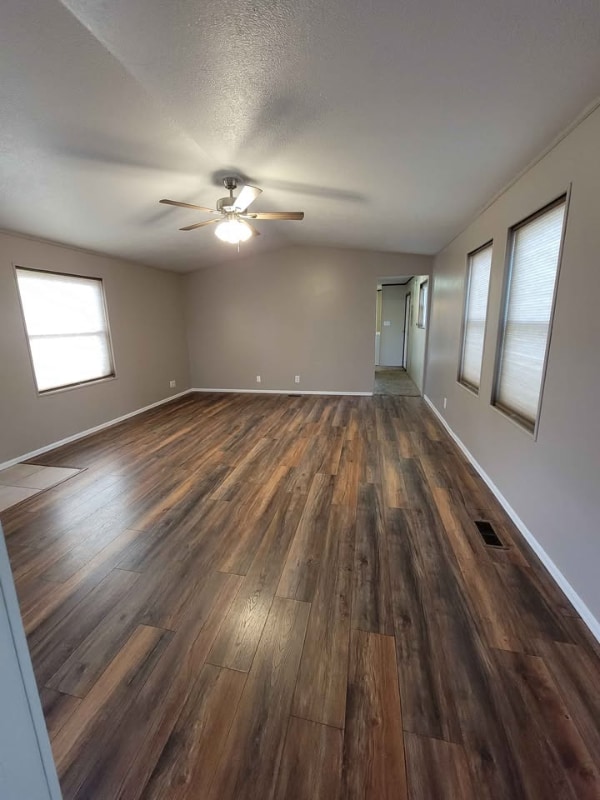 Building Photo - 429 1/2 Morning Dove Dr