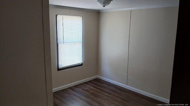 Building Photo - 102 Singletary St