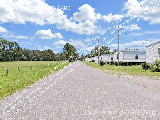 Building Photo - 6334 Eugene Acres Ln