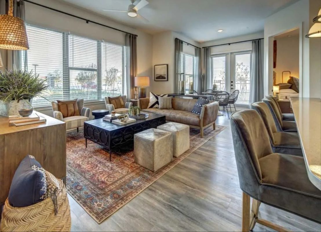 Building Photo - 801 C-Bar Ranch Trl