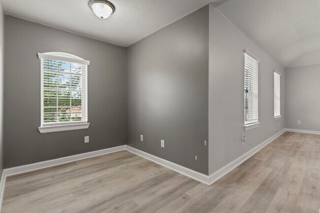 Building Photo - 19415 Bronte Springs Court