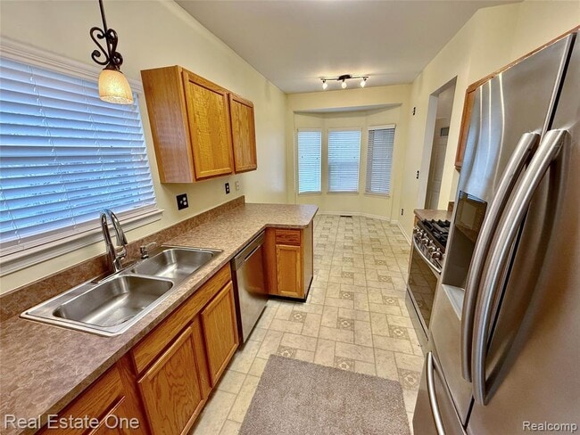 Building Photo - 716 Palmer Dr