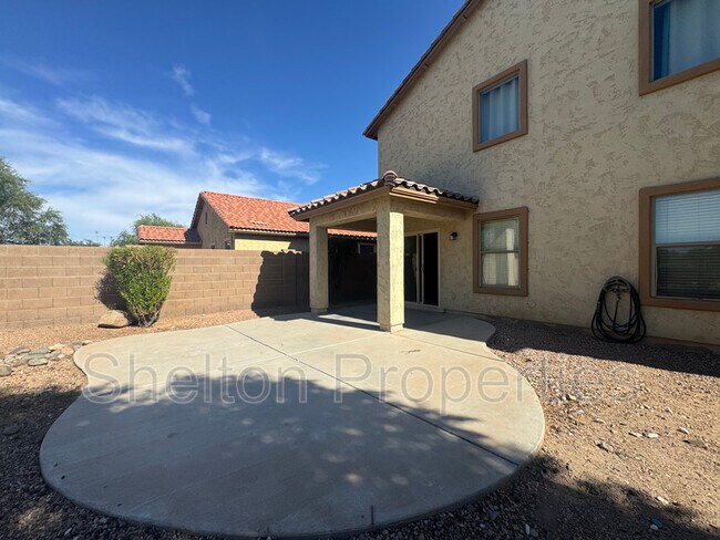 Building Photo - 25184 W Cranston Ln