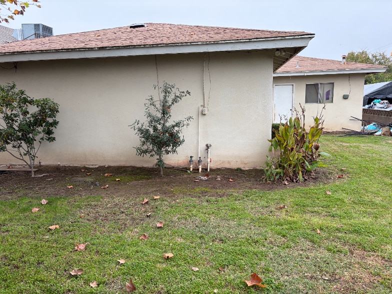 Building Photo - 508 Tait Ave