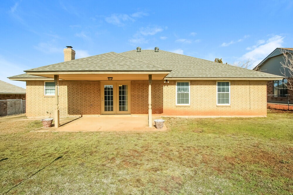 Building Photo - 5421 Sudbury Ln