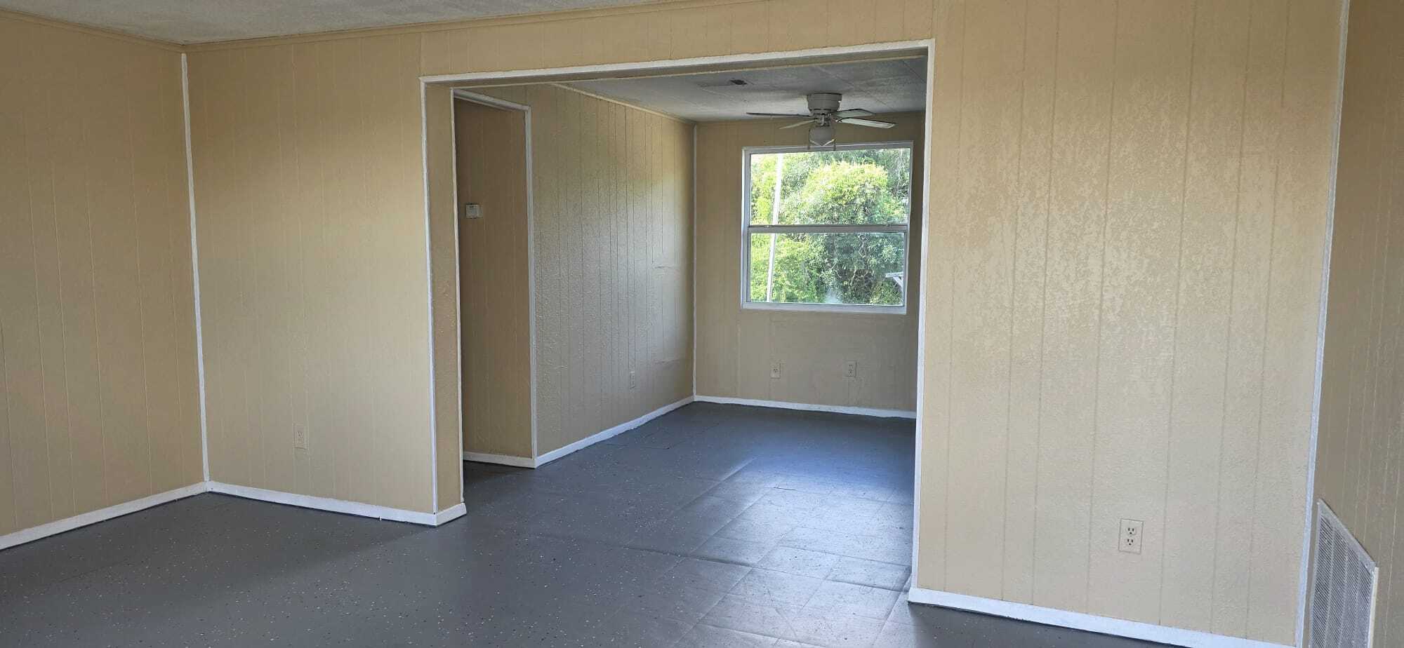 Building Photo - 122 Hill Ct