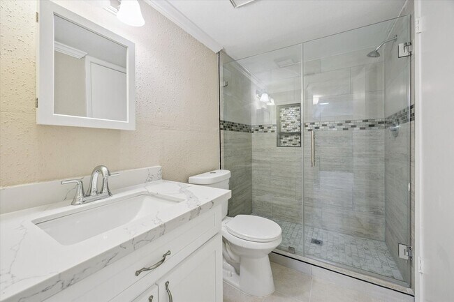 Building Photo - 11957 Bob White Dr