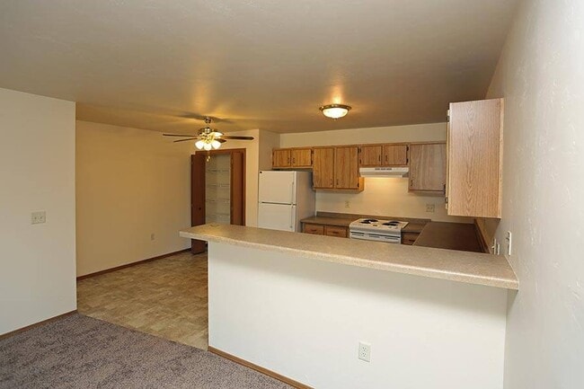 Building Photo - FOX RIDGE ESTATES