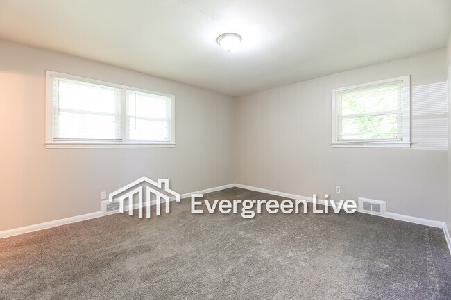 Building Photo - coming soon