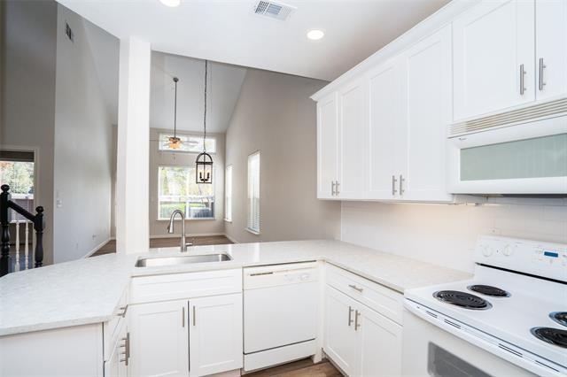 Building Photo - 8600 Brunswick Dr