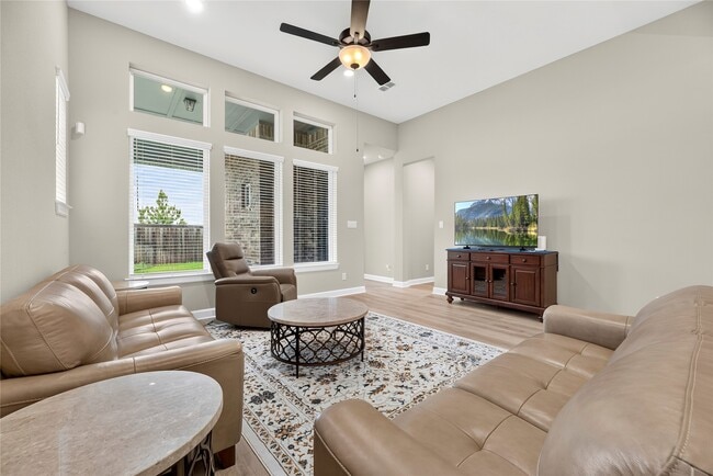 Building Photo - 468 Harvest Moon Dr