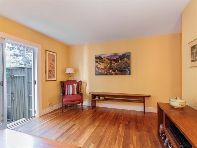 Building Photo - 53 Sacramento St