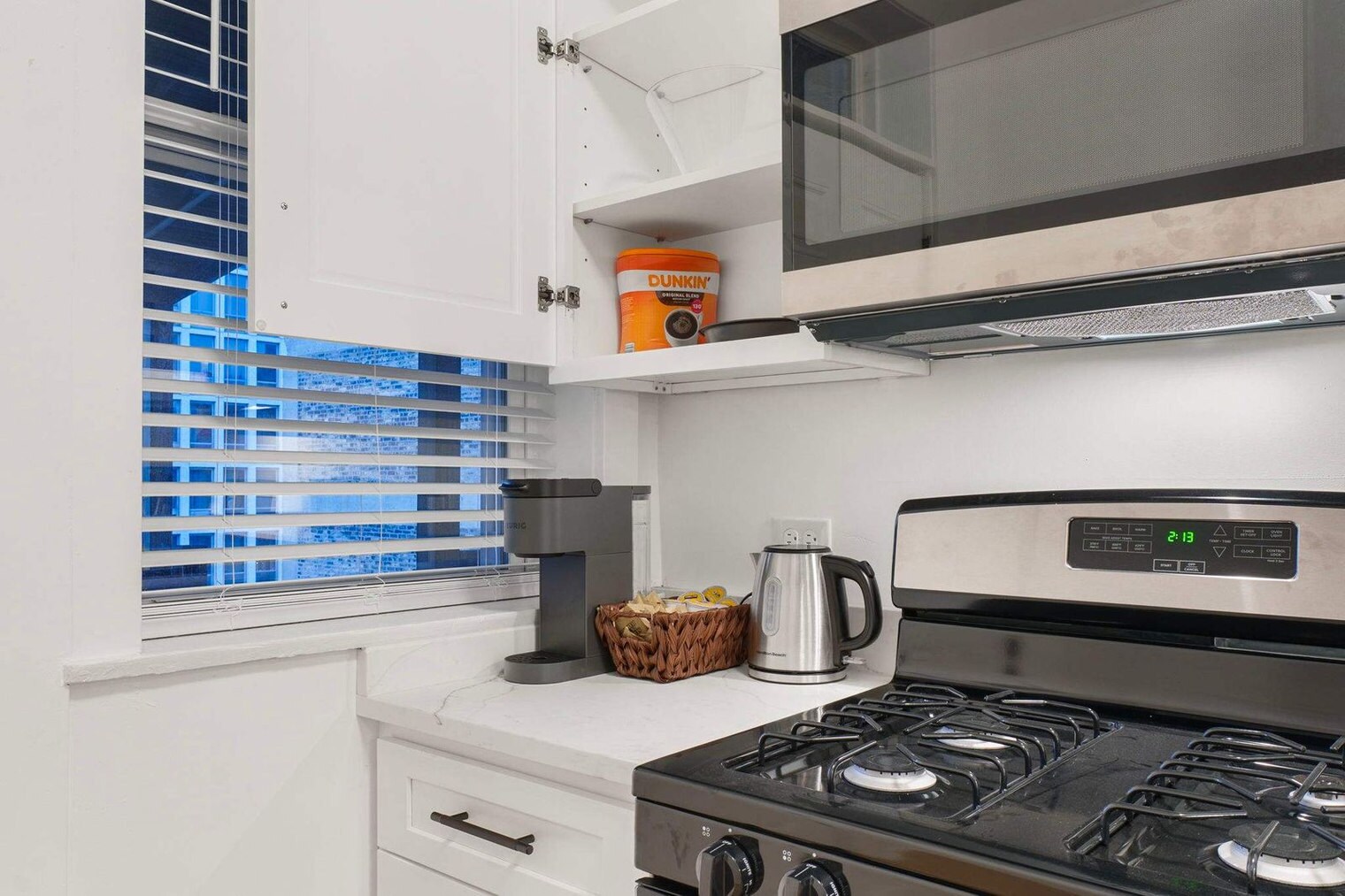 Building Photo - 618 W Patterson Ave