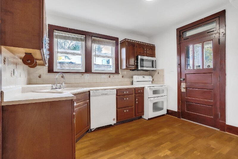 Building Photo - 4214 Northern Pike