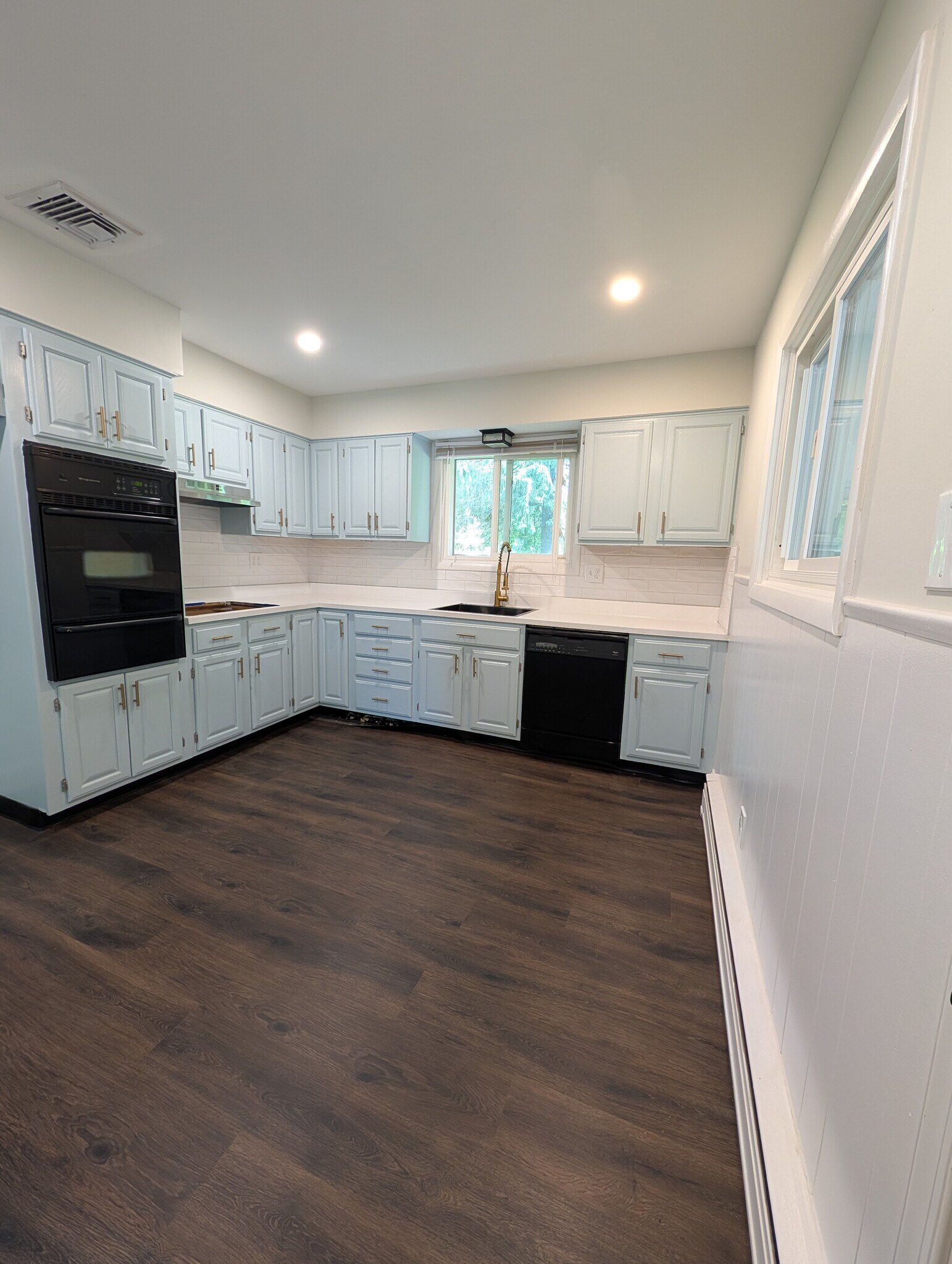 Building Photo - 15 N Forge Manor Dr