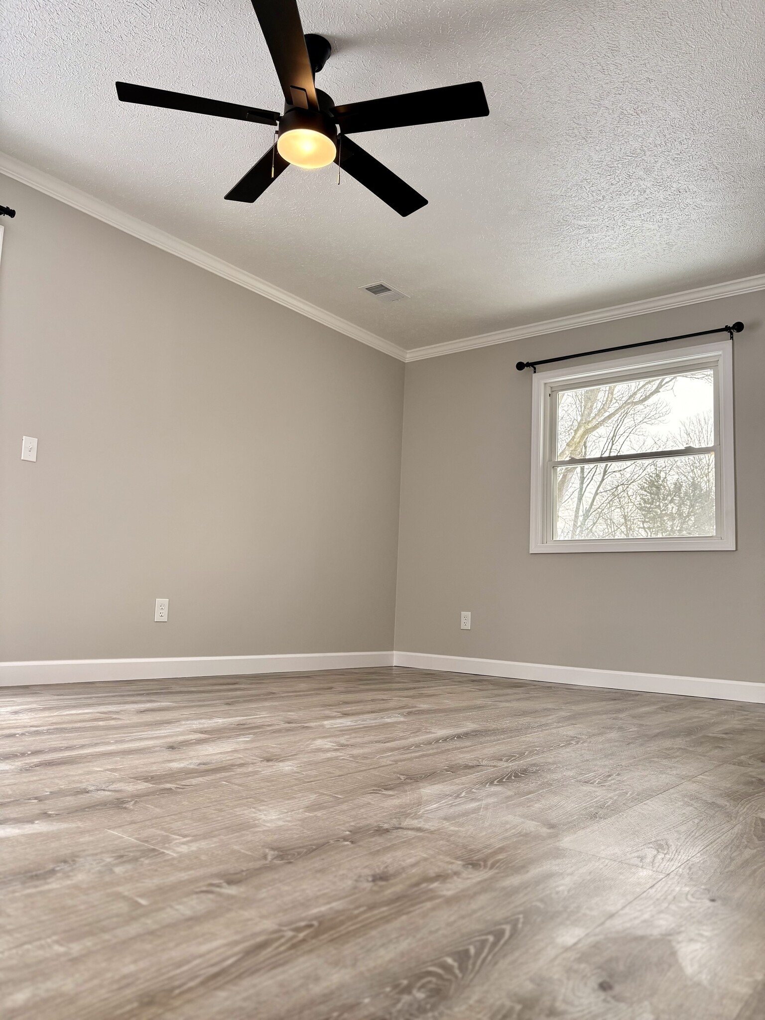 Building Photo - 1809 Sawmill Pl