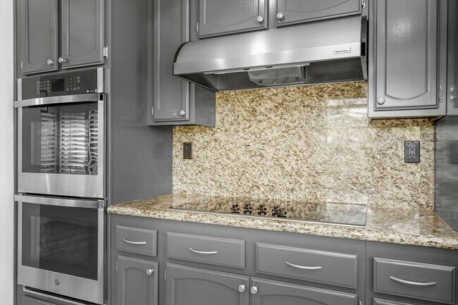 Building Photo - Encinitas Gem with Serene Backyard Pool - Available Dec. 1, 2025