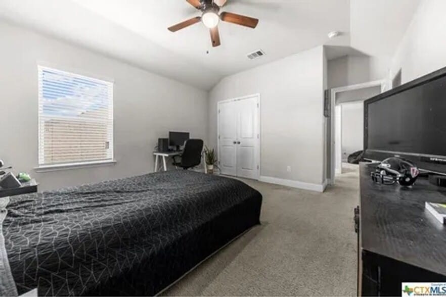 Building Photo - 807 Old World Dr