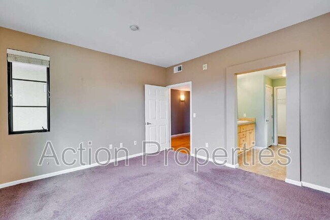 Building Photo - 800 N 8th St