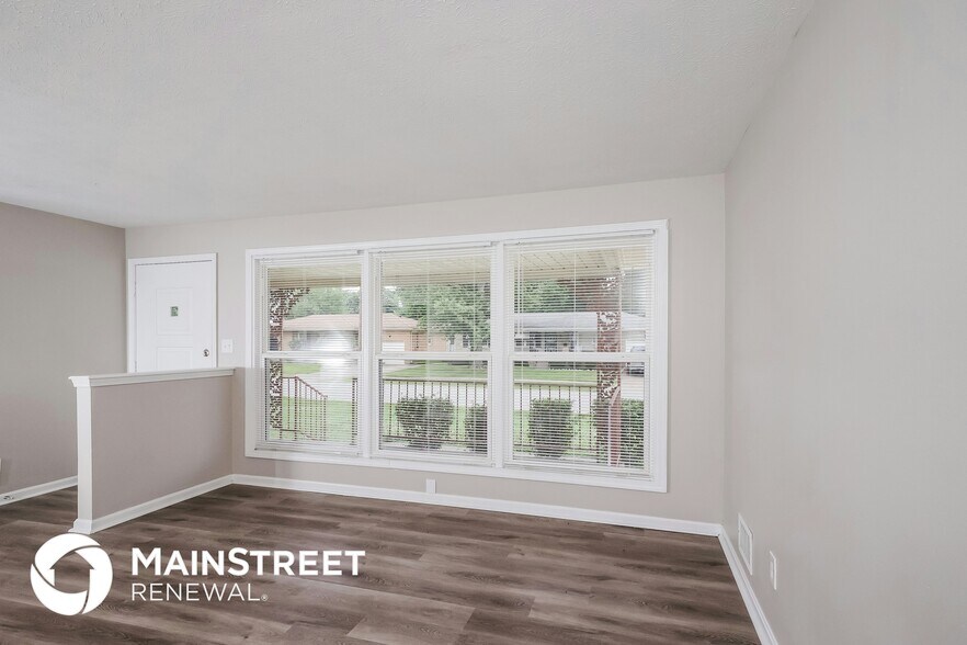 Building Photo - 3008 Pioneer Rd