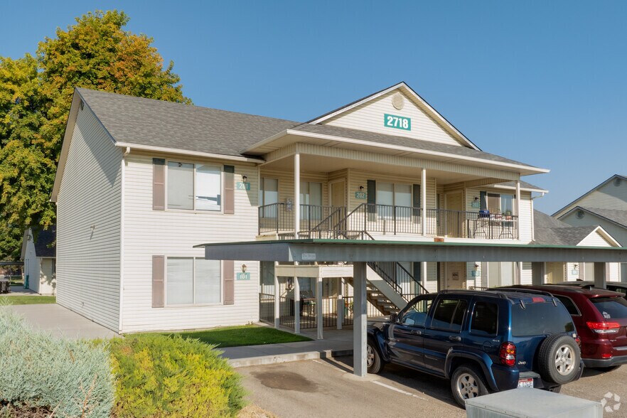 Alternate Angle - Baycrest Village