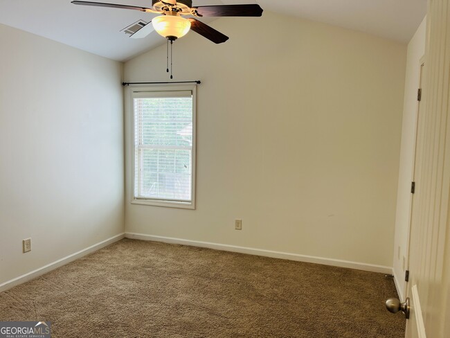 Building Photo - 369 Cliffhaven Cir