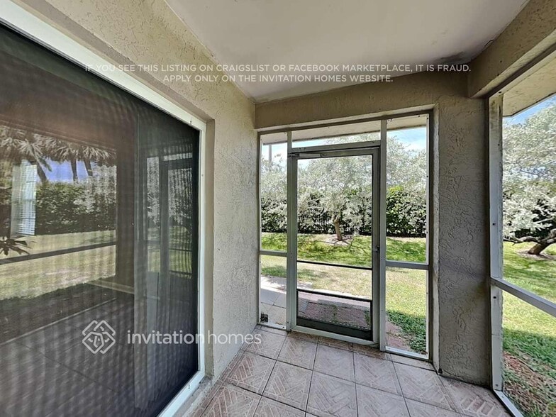 Building Photo - 8 Erwood Pl