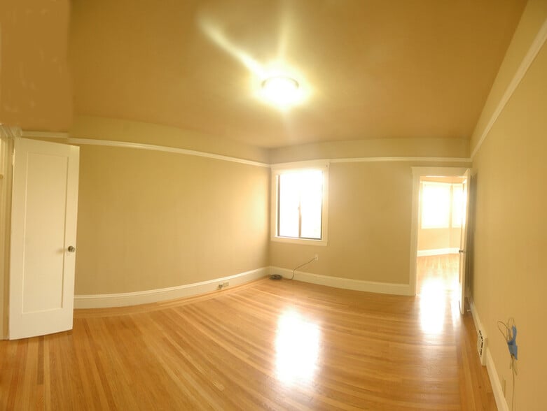 Building Photo - 1478 29th Ave