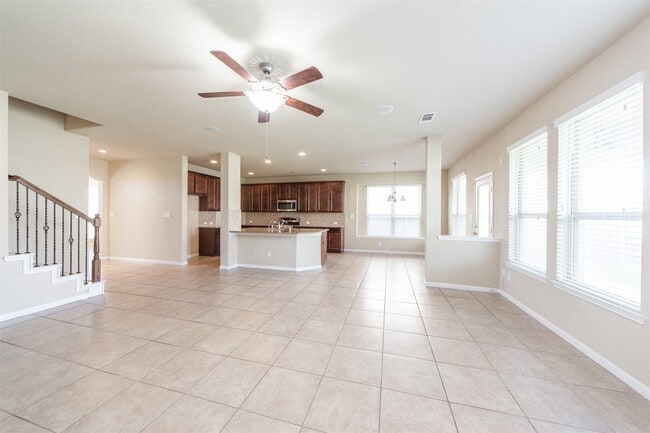 Building Photo - 6202 Eden Prairie Dr