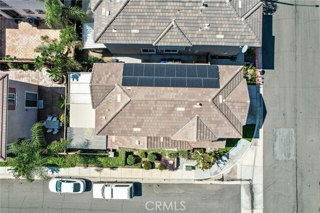 Building Photo - 10982 Periwinkle Way