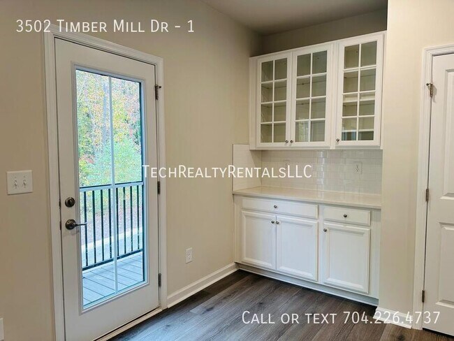 Building Photo - 3502 Timber Ml Dr