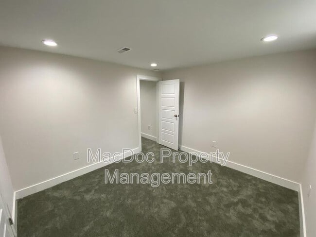 Building Photo - 15101 Spotswood Furnace Rd