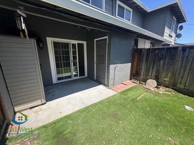 Building Photo - $2995 - Berryessa 2 Br/1.5 Ba Condo in Great Location