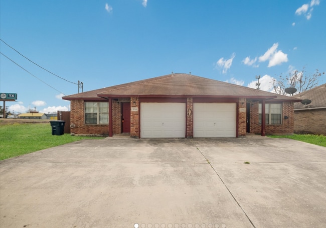 Building Photo - 1152 Misty Acres Dr