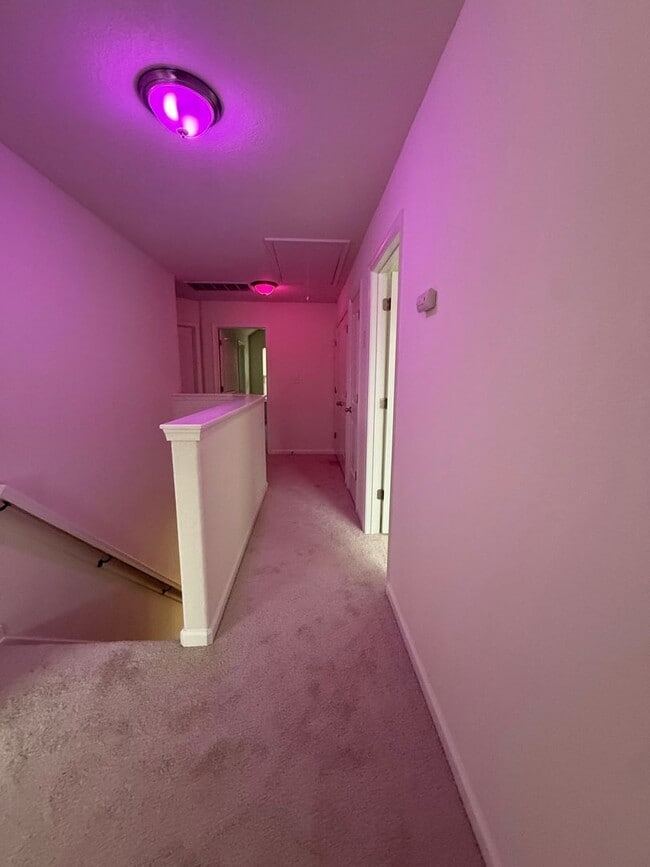 Building Photo - Spacious 4BR Home with Large Fenced Yard & Prime Location