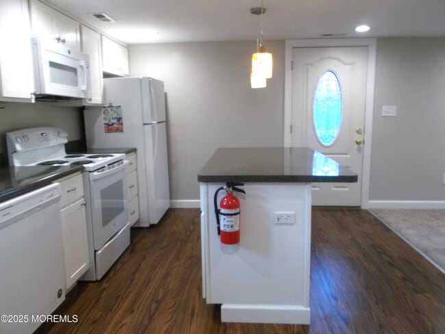 Building Photo - 278 Ridge Rd