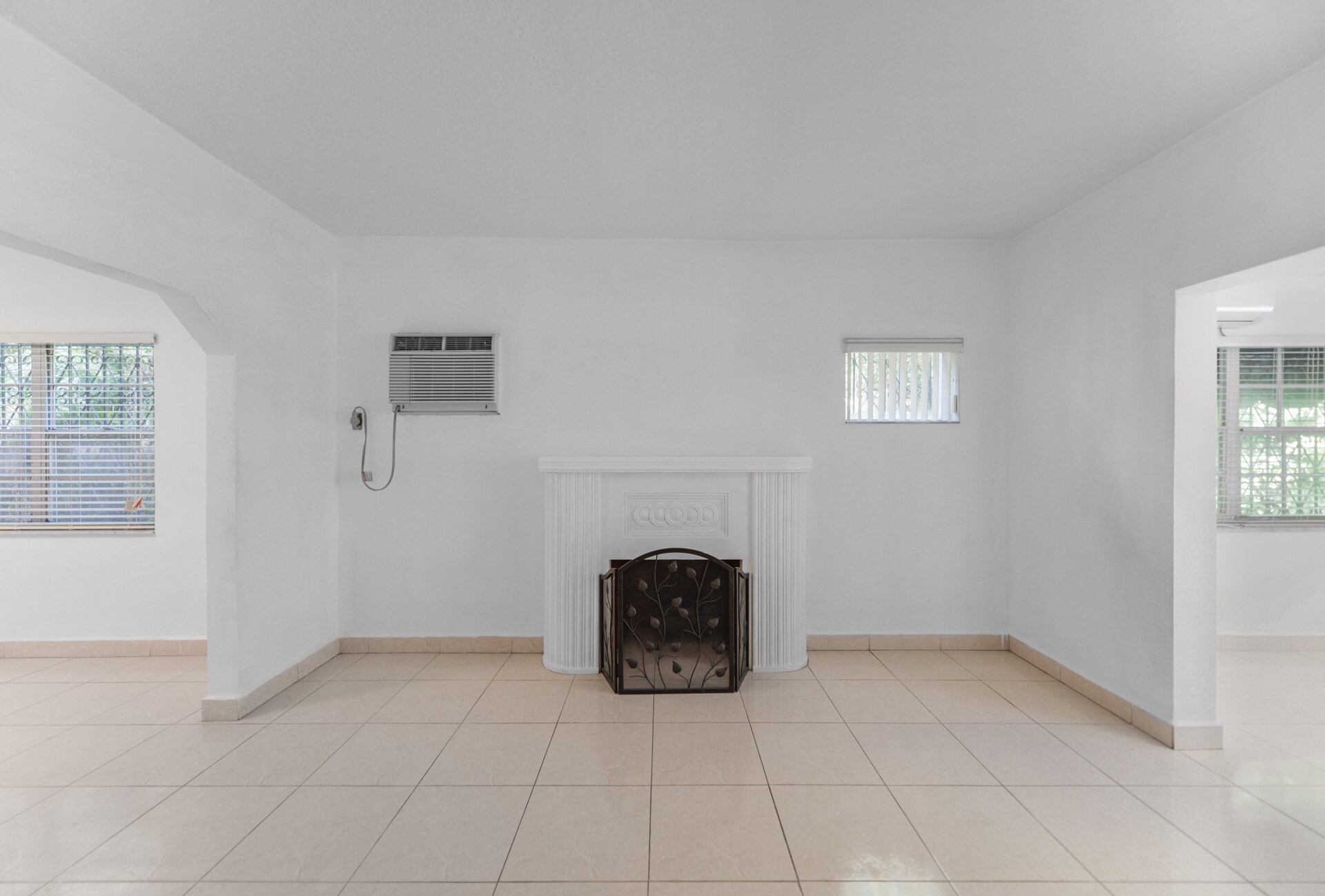 Building Photo - 1508 SW 13th Ave